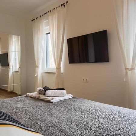 Apartments Dream In Arena 1 Pula Center Free Parking 외부 사진