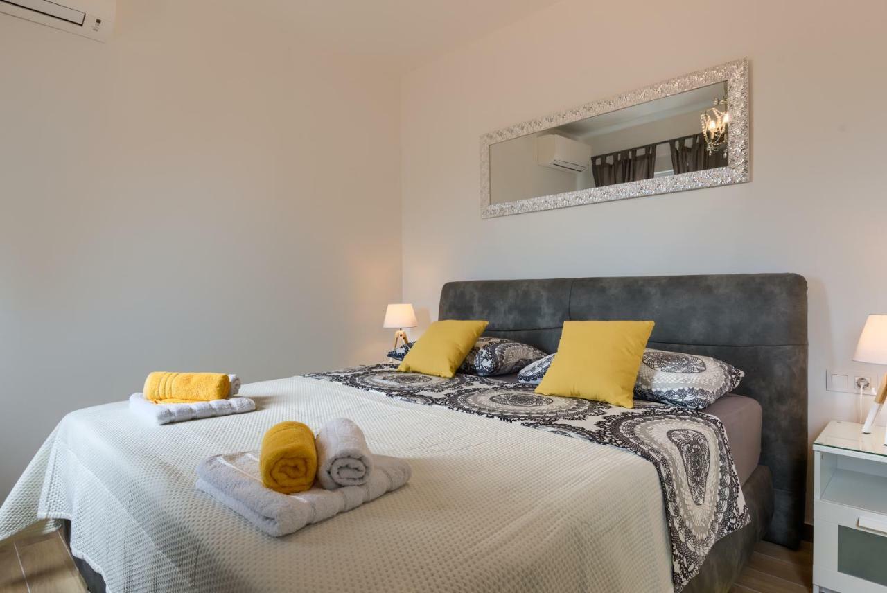 Apartments Dream In Arena 1 Pula Center Free Parking 외부 사진
